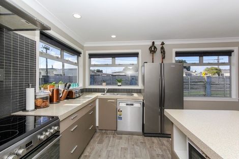 Photo of property in 154 Pioneer Road, Spotswood, New Plymouth, 4310