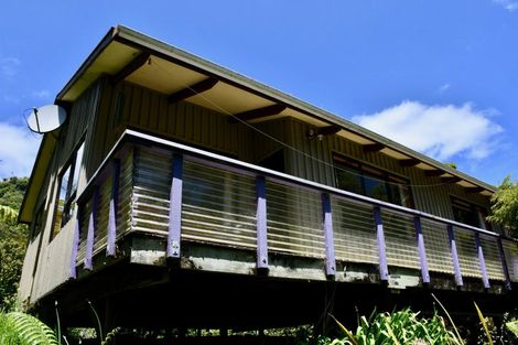 Photo of property in 23-25 Nikau Heights, Little Wanganui, Karamea, 7893