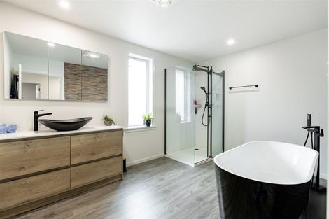 Photo of property in 61 Derby Street, Westport, 7825