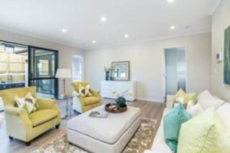 Photo of property in 12 Mamuku Drive, Massey, Auckland, 0614