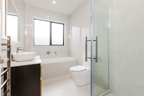 Photo of property in 38 Hari Road, Karaka, 2113