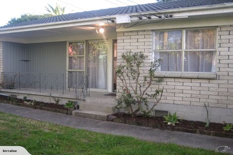 Photo of property in 1/200 Te Atatu Road, Te Atatu South, Auckland, 0610