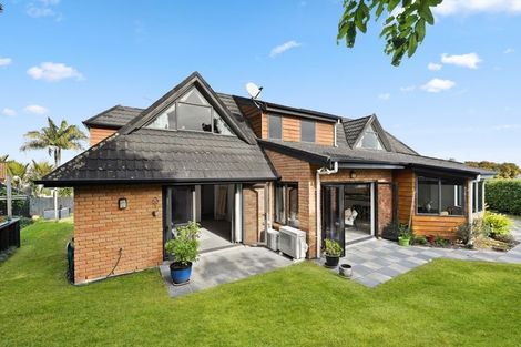 Photo of property in 5 Bramley Drive, Rototuna, Hamilton, 3210