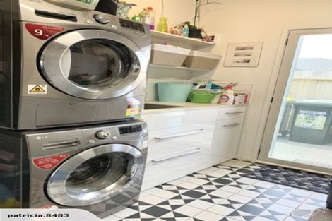 Photo of property in 24 Marie Costello Way, Beach Haven, Auckland, 0626