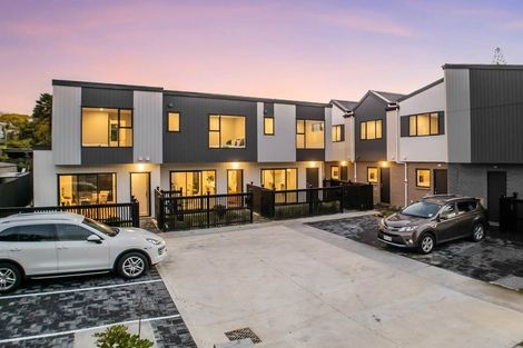 Photo of property in 24b Scarlet Drive, Ranui, Auckland, 0612