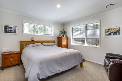 Photo of property in 3 Lewann Lane, Helensville, 0800