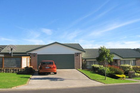 Photo of property in 31 Fleetwood Drive, Henderson, Auckland, 0612