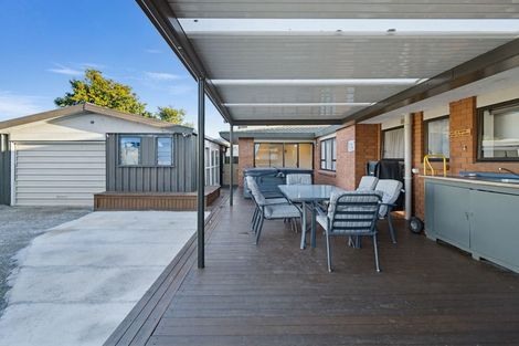 Photo of property in 77 Avondale Road, Taradale, Napier, 4112
