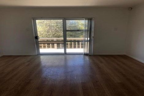 Photo of property in 184/84a Greenslade Crescent, Northcote, Auckland, 0627