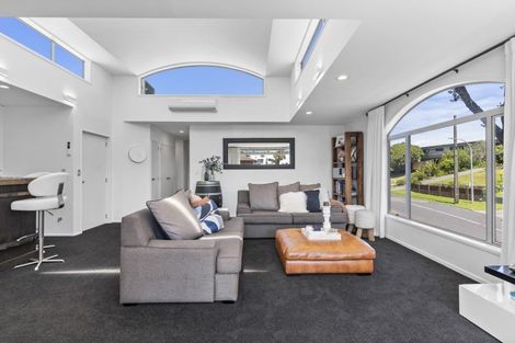 Photo of property in 1 Rita Street, Mount Maunganui, 3116