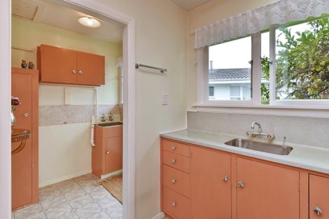 Photo of property in 4 Hudson Street, Bryndwr, Christchurch, 8053