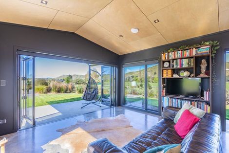 Photo of property in 40 River Road, Otane, Waipawa, 4271