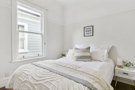 Photo of property in 57f3 Central Terrace, Kelburn, Wellington, 6012