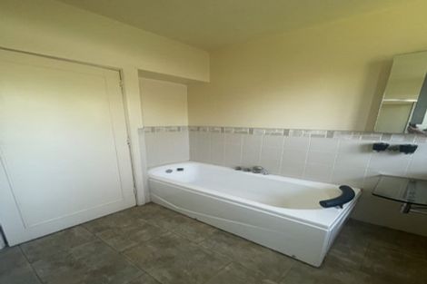 Photo of property in 80 Retreat Road, Avonside, Christchurch, 8061
