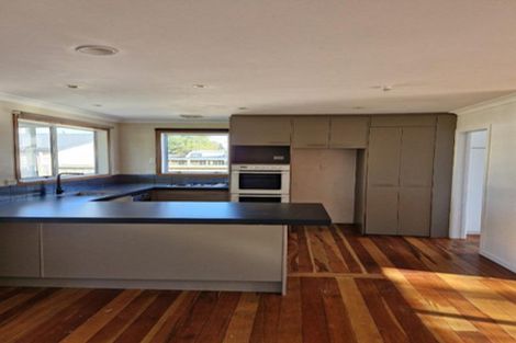 Photo of property in 35 Budleigh Street, Frankleigh Park, New Plymouth, 4310