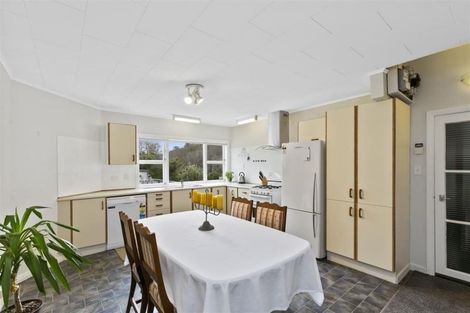 Photo of property in 1 Rangoon Street, Khandallah, Wellington, 6035