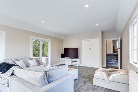 Photo of property in 3 Brassey Road, Saint Johns Hill, Whanganui, 4500