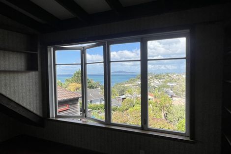 Photo of property in 41 Montgomery Avenue, Rothesay Bay, Auckland, 0630