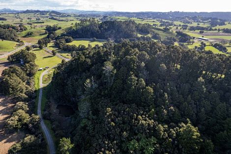 Photo of property in 362a Whananaki Road North, Opuawhanga, Hikurangi, 0181
