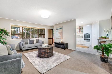 Photo of property in 54 The Circle, Manly, Whangaparaoa, 0930