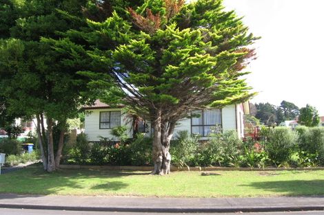 Photo of property in 2/3 Hydra Place, Glen Eden, Auckland, 0602