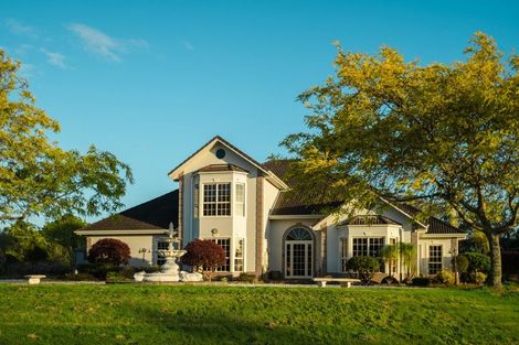 Photo of property in 470 Waitoki Road, Wainui, Silverdale, 0994