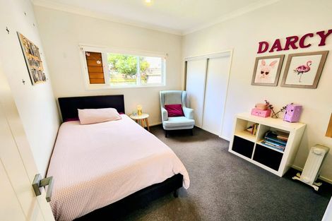 Photo of property in 6 Sophia Place, Karaka, Papakura, 2113