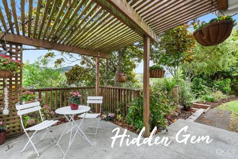 Photo of property in 32a Dowling Grove, Silverstream, Upper Hutt, 5019