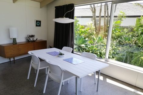 Photo of property in 52 Hine Street, New Plymouth, 4310