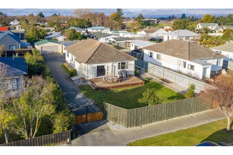Photo of property in 8 Lindon Street, Rangiora, 7400