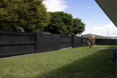 Photo of property in 27 Balmacewen Place, Mount Maunganui, 3116