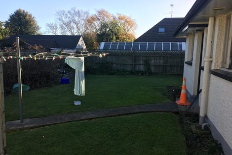 Photo of property in 2/111 Waimairi Road, Ilam, Christchurch, 8041