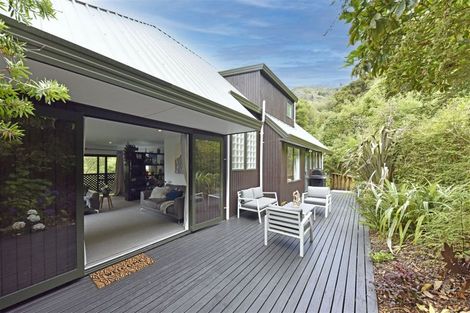 Photo of property in 16 Zephyr Terrace, Governors Bay, 8971