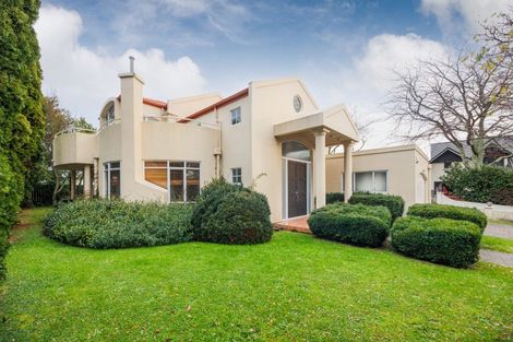 Photo of property in 5 Balcairn Place, Terrace End, Palmerston North, 4410