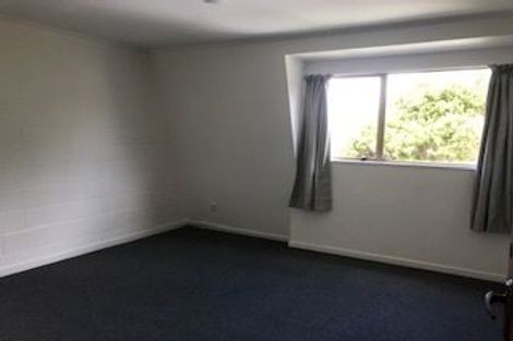 Photo of property in 95a Churton Drive, Churton Park, Wellington, 6037