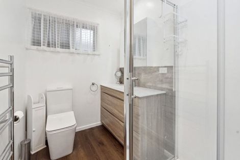 Photo of property in 32 Lawrie Avenue, Pukekohe, 2120