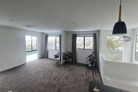 Photo of property in 7 Garden Road, Northland, Wellington, 6012