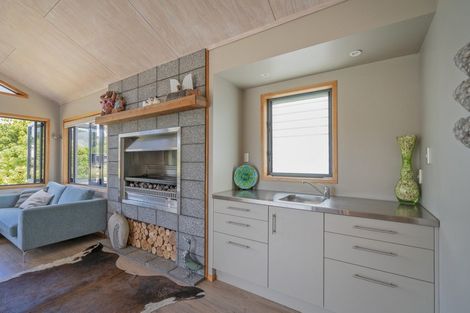 Photo of property in 13 Martin Place, Cooks Beach, Whitianga, 3591