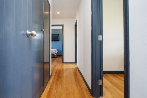 Photo of property in 18 Somerset Crescent, Highbury, Palmerston North, 4412