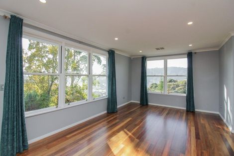 Photo of property in 12 Fenchurch Grove, Stokes Valley, Lower Hutt, 5019