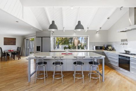 Photo of property in 37 Karioitahi Road, Waiuku, 2683