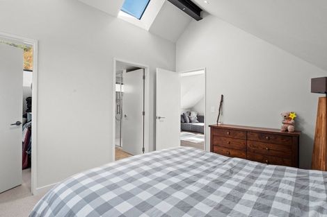 Photo of property in 12 Crow's Nest Road, Arthurs Point, Queenstown, 9371