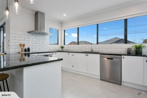 Photo of property in 15 Jarrett Terrace, Leamington, Cambridge, 3432