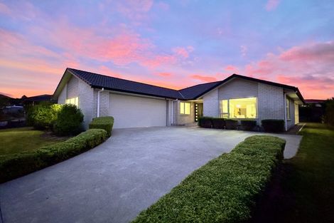 Photo of property in 41 Hamon Place, Pukehangi, Rotorua, 3015