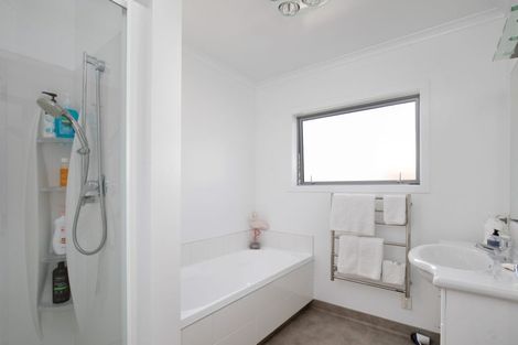 Photo of property in 4 Down Street, Cromwell, 9310