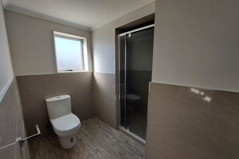 Photo of property in 3/4 Wallson Crescent, Wiri, Auckland, 2104