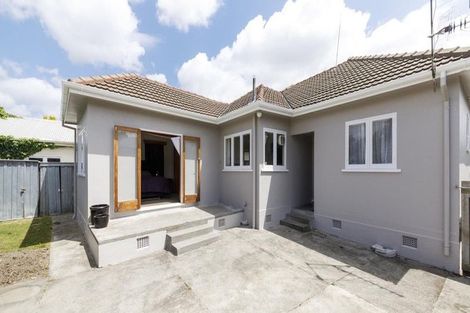 Photo of property in 20 East Street, Terrace End, Palmerston North, 4410