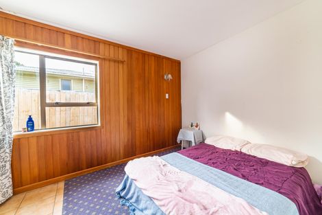 Photo of property in 14 Evans Road, Weymouth, Auckland, 2103