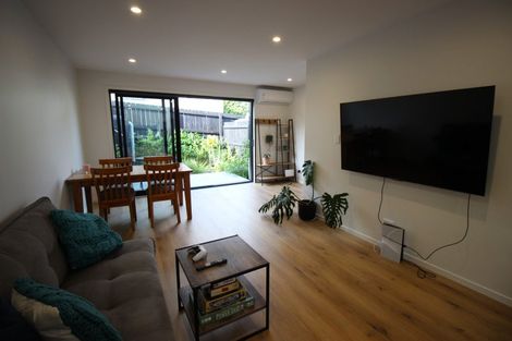 Photo of property in 1c Stott Avenue, Birkdale, Auckland, 0626