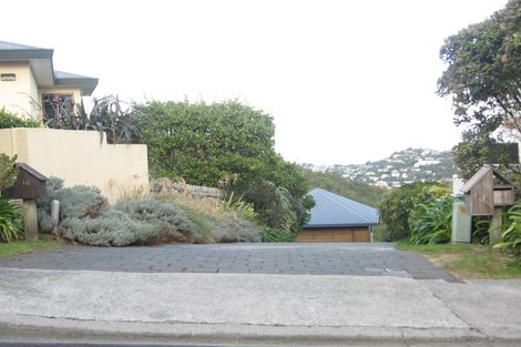 Photo of property in 16 Ramphal Terrace, Khandallah, Wellington, 6035